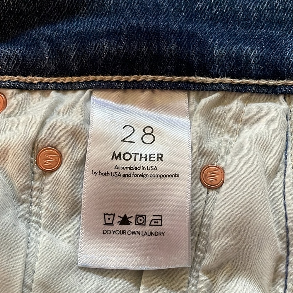 MOTHER Lil Mother Weekender Fray EUC Size 28 - Picture 4 of 7